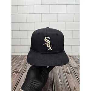 Twins Enterprise Chicago White Sox Vintage Plain Logo Adjustable Snapback Hat